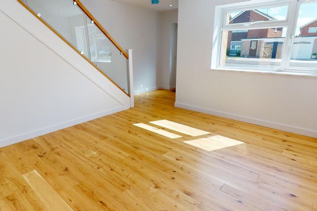 88a, Caernarvon Road, Cheltenham photo 2