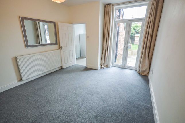 62, Hawthorn Road, Altrincham photo 4
