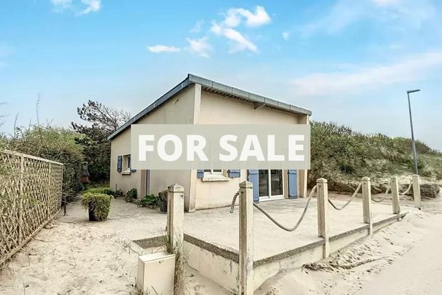 Thumbnail Property for sale in Gouville-Sur-Mer, Basse-Normandie, 50200, France