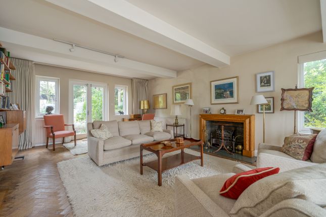 39, Farm Avenue, London photo 2