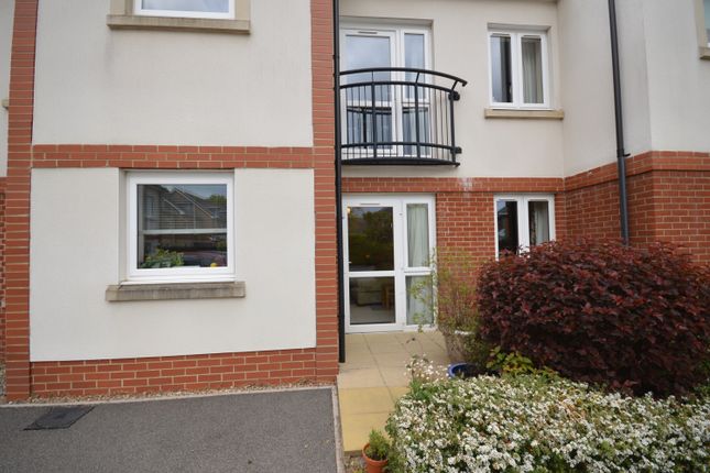 14, Farringford Court 1 Avenue Road, Lymington photo 5