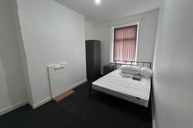 20 Drewry Road, Keighley photo 4