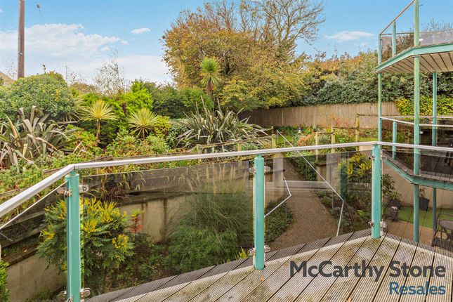 6 San Lorenzo Court, Hecla Drive, Carbis Bay, St. Ives photo 3