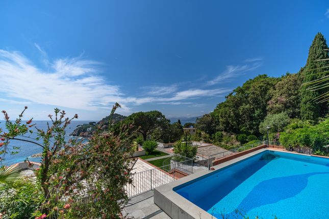 Villa for sale in Sestri Levante, Genova, Liguria, Italy