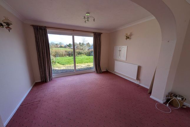 13 Fairfields, Saxmundham photo 3