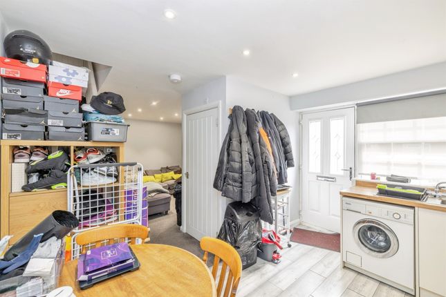 140a, Chester Road, Watford photo 4