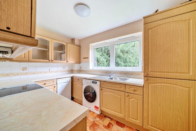Flat for sale in Somers Close, Reigate, Surrey