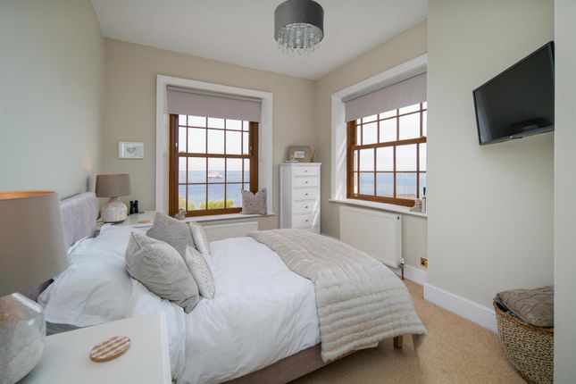 Thumbnail Flat for sale in Stanhope Drive, Cowes