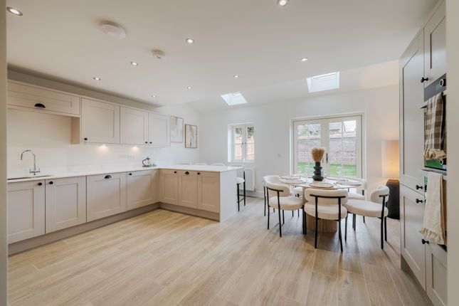 23, Dovecote Gardens, Shrewsbury photo 4