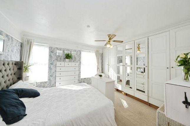 49, Byron Road, Nottingham photo 4