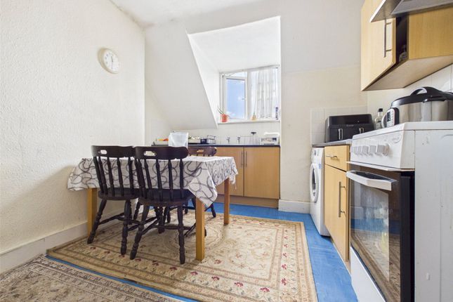 Upper Flat 382,, Uxbridge Road, Middlesex photo 2