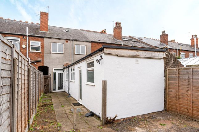 Terraced house to rent in Lightwoods Road, Bearwood, Birmingham