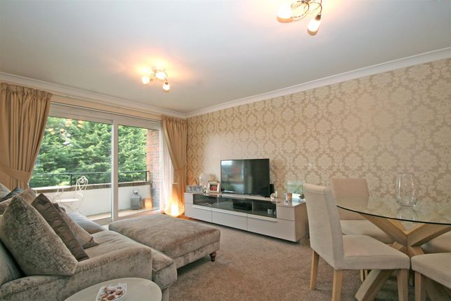 13, Sherland Court, Radlett photo 3