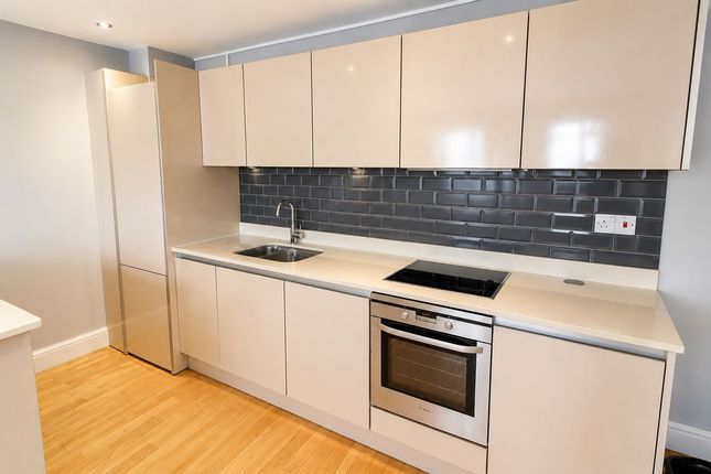 27a, Prospect Hill, Swindon photo 4