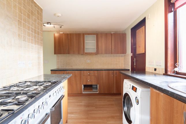 3, Macrae Grove, Dingwall photo 4