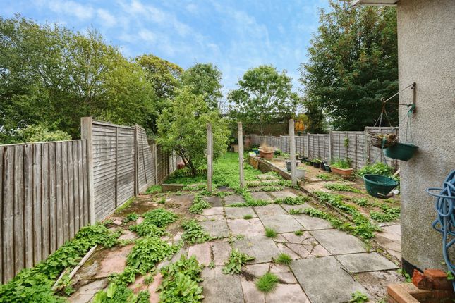 29, Summerfield Crescent, Birmingham photo 2