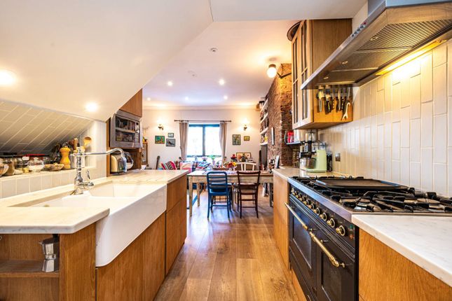 Flat for sale in Lady Somerset Road, Tufnell Park, London