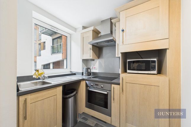 Castle Place, Flat 3, 117 High Street, Southampton photo 3