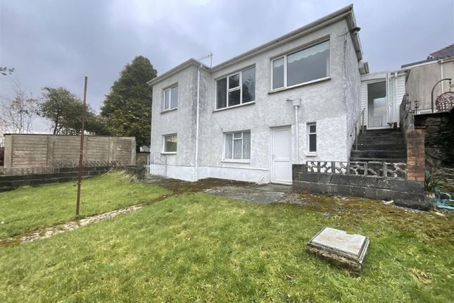213, Heol Y Gors, Ammanford photo 2
