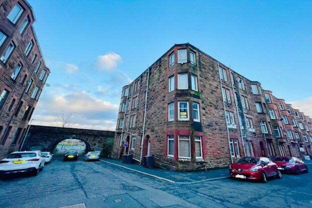 Thumbnail Flat to rent in 17 Mary Street, Port Glasgow