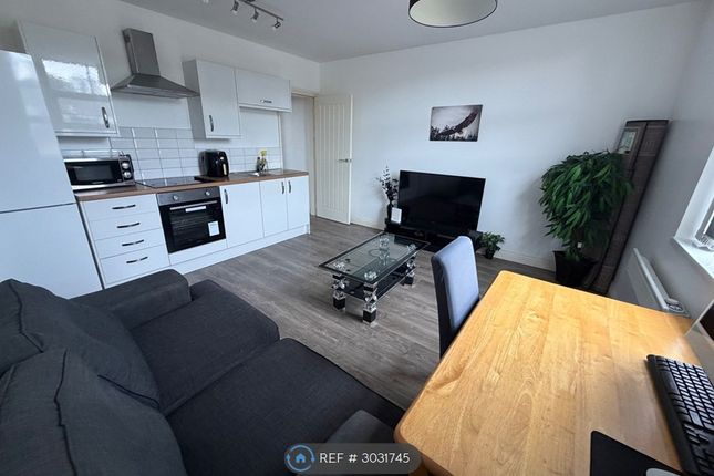 Flat, Meanwood Road Ormonde Place, Leeds photo 3