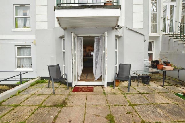 Flat 1, The Briary,, Lower Erith Road, Torquay photo 3