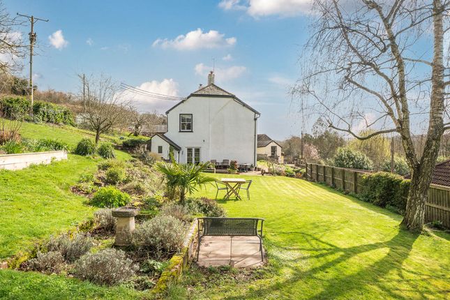 Balls Farm House, Balls Farm Road, Exeter photo 2