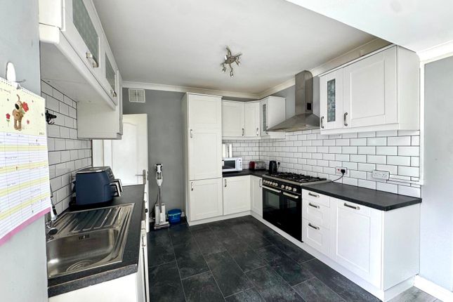 53 Ernest Street, Merthyr Tydfil photo 3