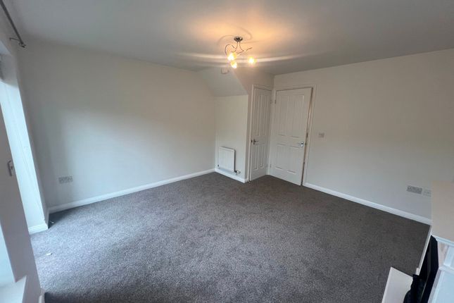 78 Park Drive, Nottingham photo 2
