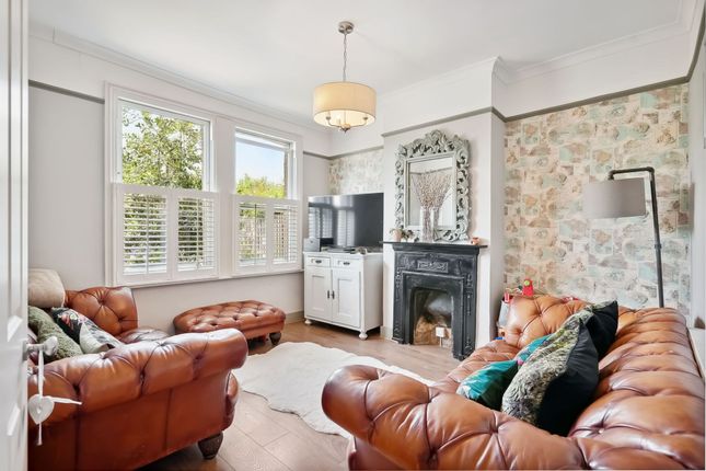 4-bed house on 202 Grand Drive, London, £725,000