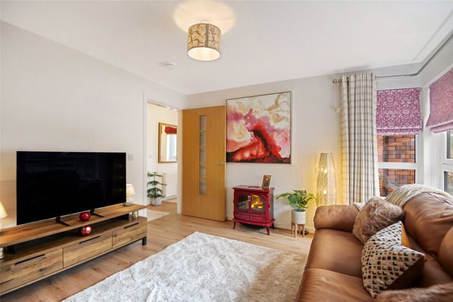 24, Midton Circle, Howwood photo 2