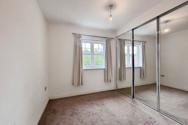 140, Astley Brook Close, Bolton photo 5