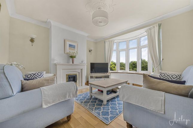 5, Long Acre Gardens, Swansea photo 2
