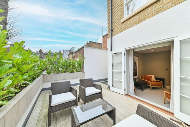17, Smith Terrace, London photo 3