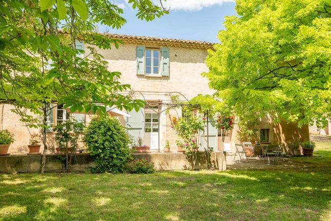 Thumbnail Villa for sale in La Tour d Aigues, The Luberon / Vaucluse, Provence - Var
