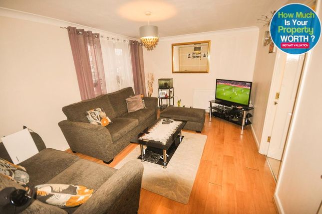 Flat for sale in College Street, Kempston, Bedford, Bedfordshire