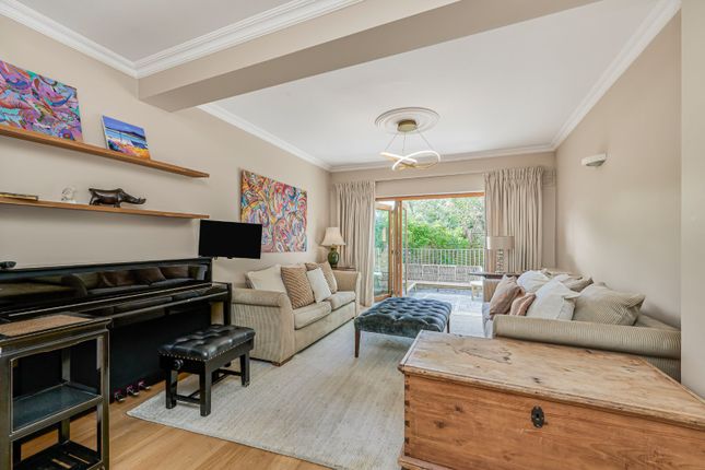 123, Lansdowne Way, London photo 4