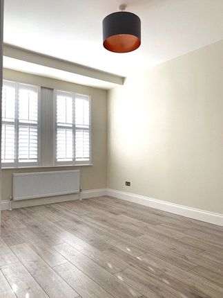 4, Southcote Road, London photo 4