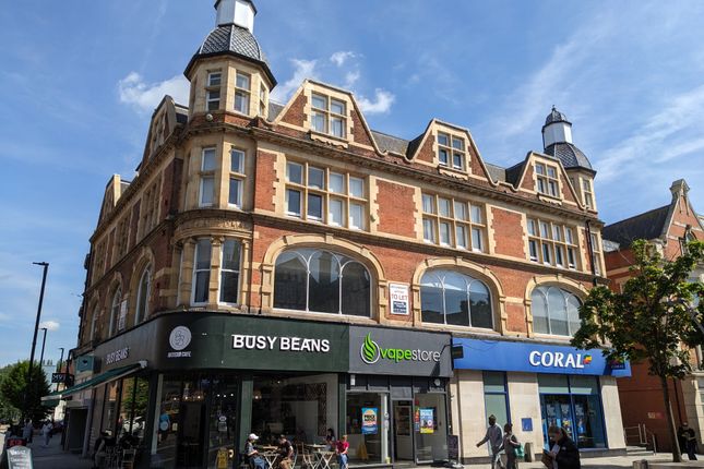 Office to let in High Street, Redhill