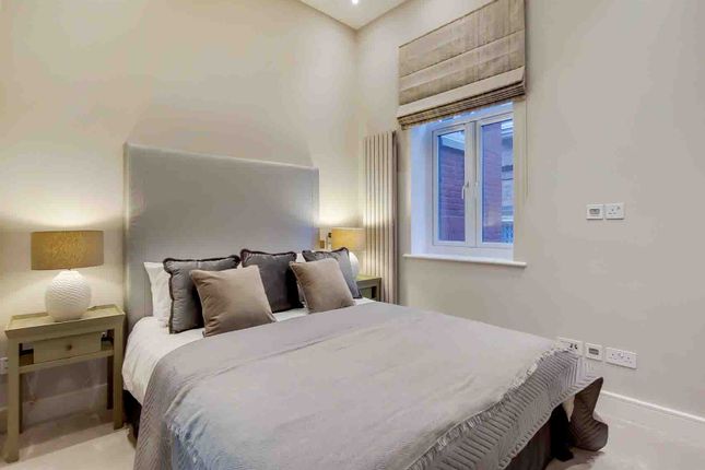 Flat 9, 51, Fitzjohns Avenue, London photo 4