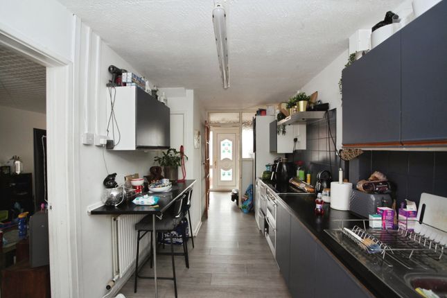 21, Dawson Close, Gwent photo 4