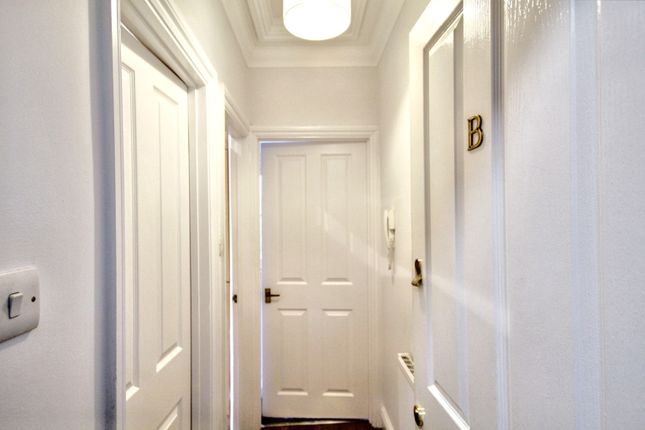 34B Church Lane, Hornsey, London photo 4