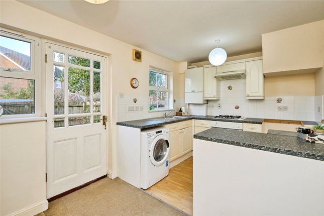 33, Birch Gardens, Isle of Wight photo 3