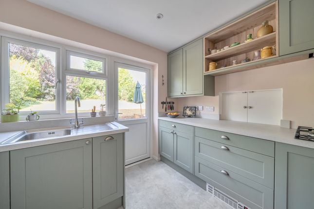 50, Sheepdown Drive, Petworth, GU28 photo 4