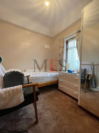 End terrace house for sale in Scotts Road, Southall