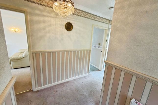 9, Dan-y-Parc, Swansea photo 2