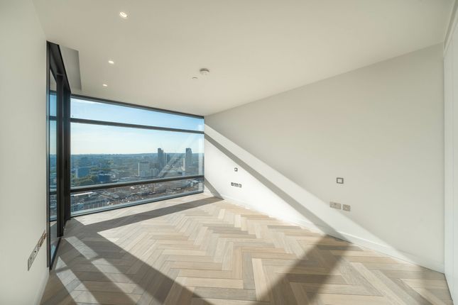 Flat for sale in .1 Principal Tower, London, London