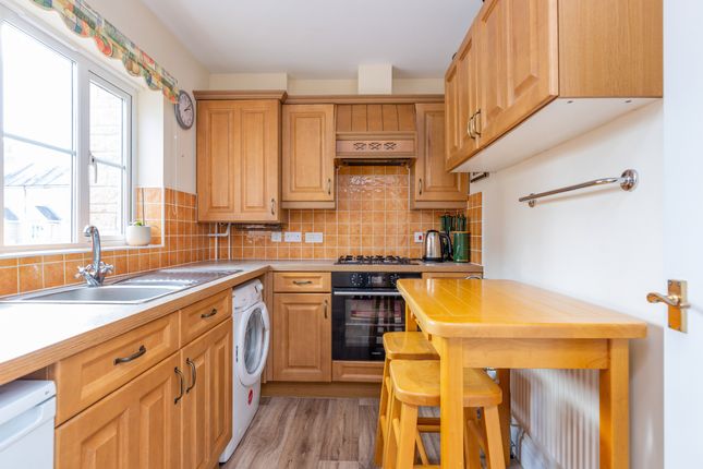 18 Weatherbury Road, Gillingham photo 4