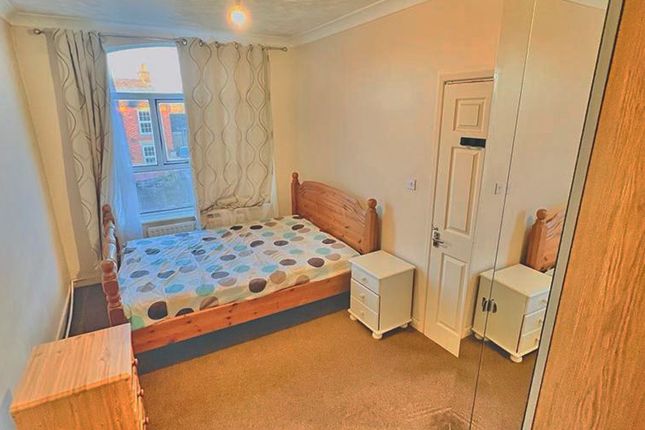 Flat 1 Bedford Road East, Northampton photo 3