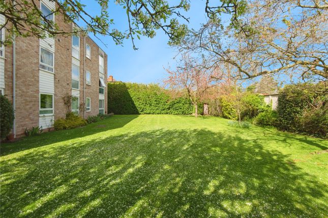 Flat for sale in Lambourn Grove, Kingston Upon Thames